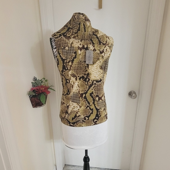 Chicos  zynergy  neema phyton and chocolate full zip  reversible hoodie - Picture 15 of 16